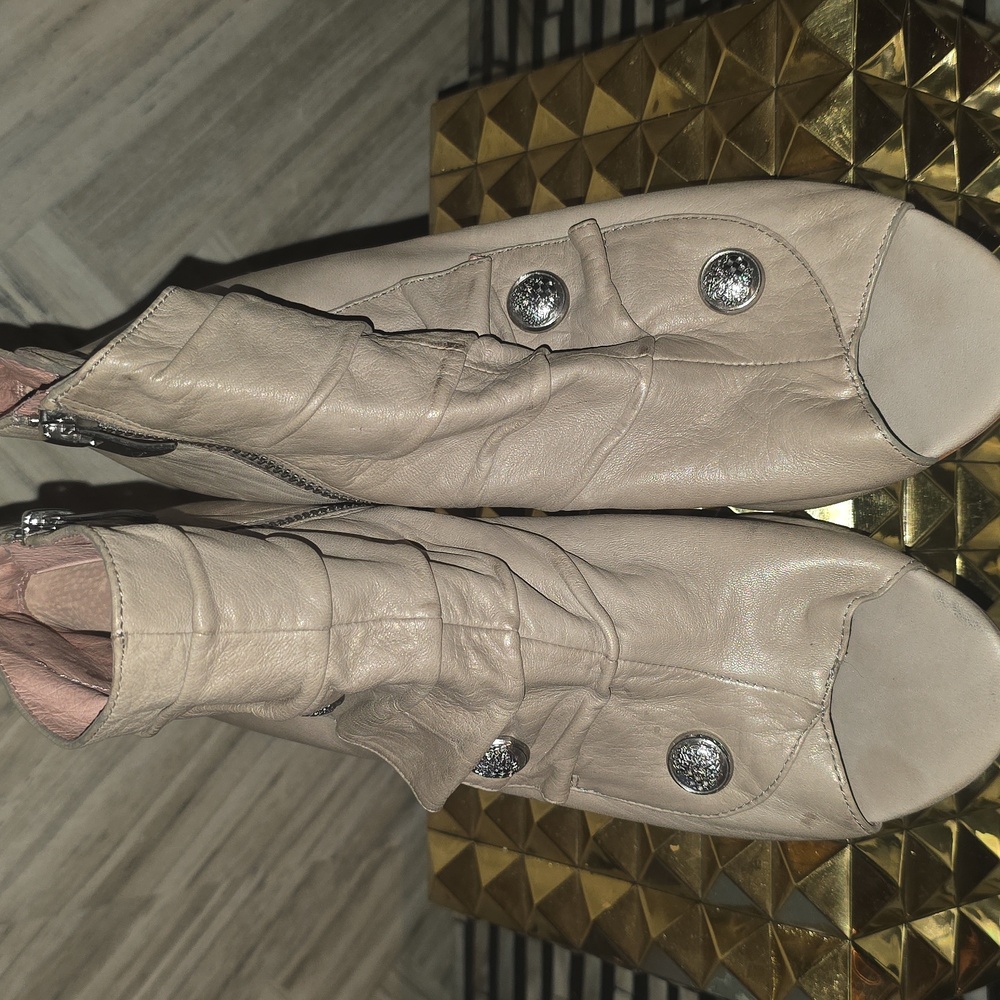 Vince Camuto Leather Wedge Booties – Blush/Nude